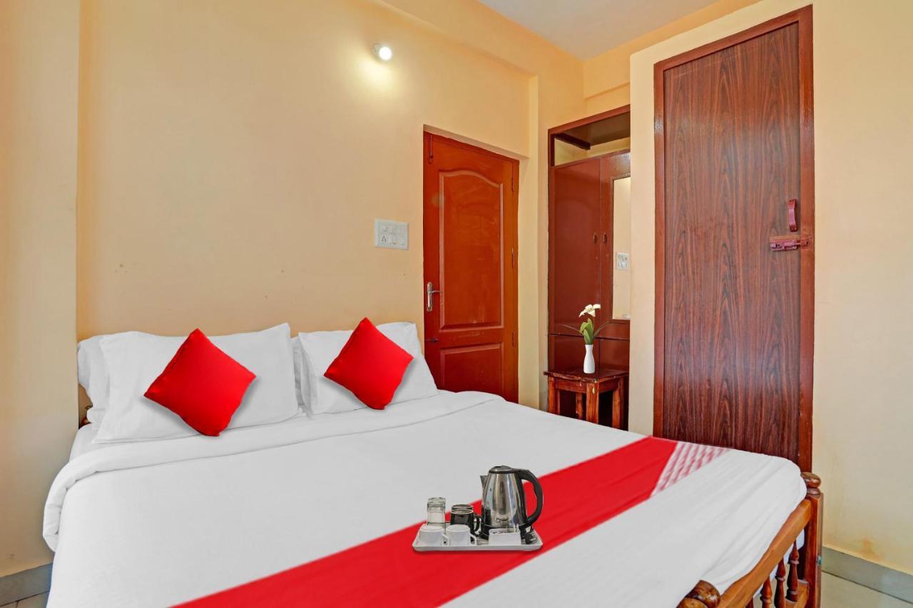 Spot On The New View Regency Hotel Thiruvananthapuram Exterior foto
