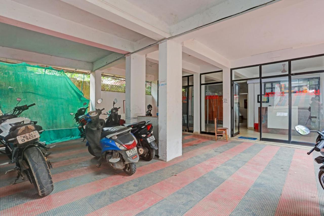 Spot On The New View Regency Hotel Thiruvananthapuram Exterior foto